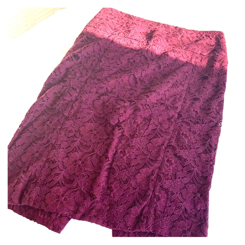 High waisted pencil skirt